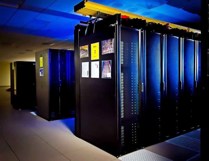 500 millió dollárba kerül az új szuperszámítógép
