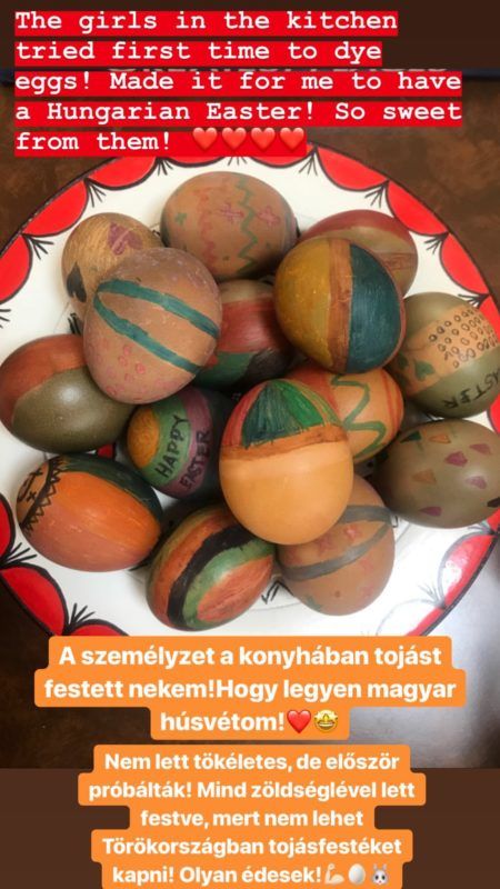 A személyzet festette a húsvéti tojásokat Csősz Boginak Törökországban