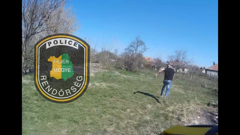 Itt van egy remek rendőrségi videó az ercsi drogdíler üldözéséről és leteperéséről