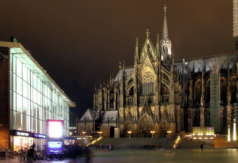 Nem a menekülteket kell okolni: a németek maguktól fordulnak el az egyháztól