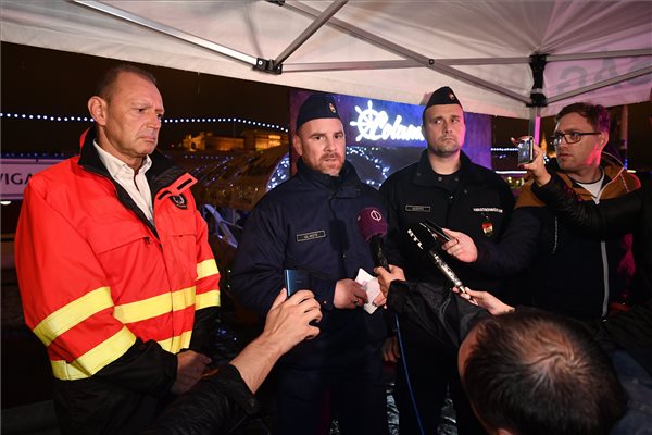 Eddig hét áldozata van a dunai hajókatasztrófának, nagy erőkkel keresik az eltűnteket