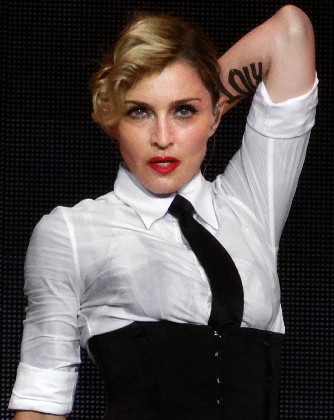Madonna bevalotta: Weinstein őt is zaklatta