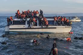Elsűllyedt egy kishajó – legalább nyolc menekült eltűnt