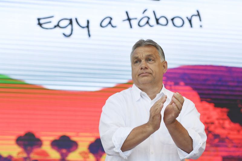 Politológus: jelentősen nőtt Orbán Viktor nemzetközi mozgástere