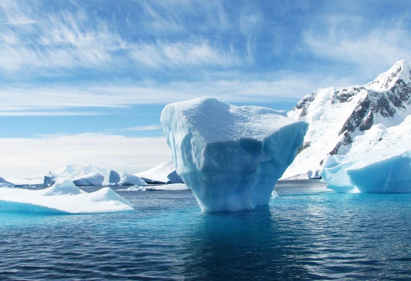 315 milliárd tonnás jéghegy szakadt le az Antarktiszról