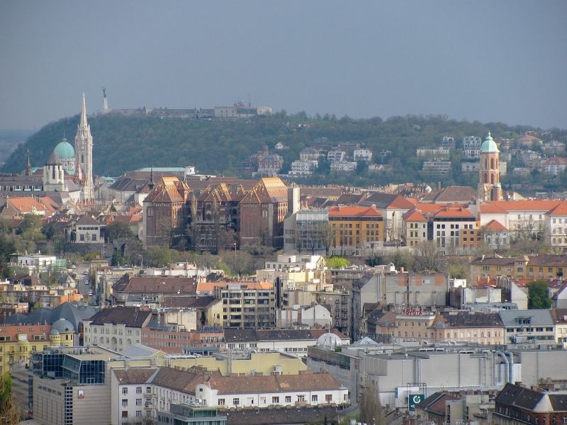 Több millió lakás szorul felújításra Magyarországon
