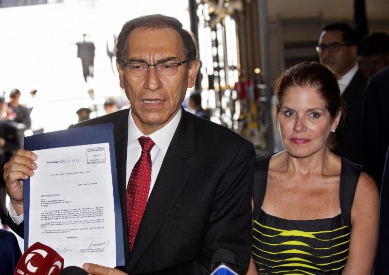 A perui elnök feloszlatta a parlamentet
