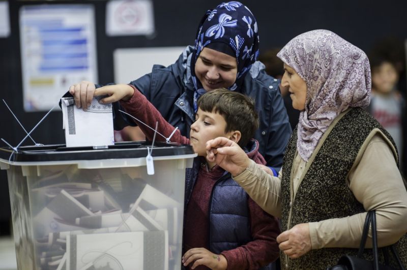 Véget ért a koszovói előrehozott parlamenti választás