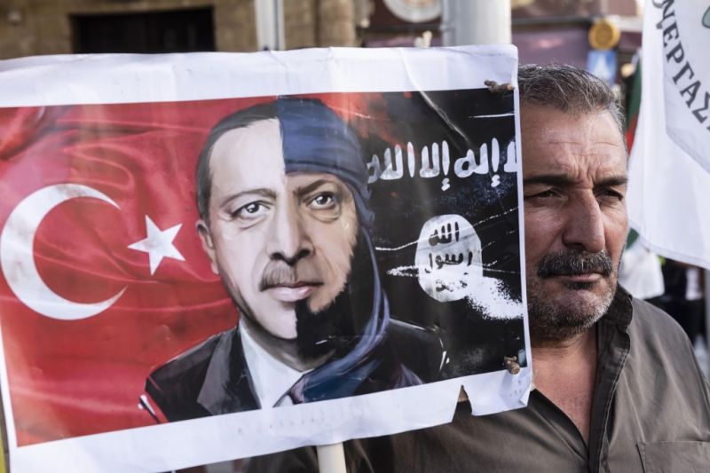 Erdogan: Ankara soha nem köt tűzszünetet Szíriában