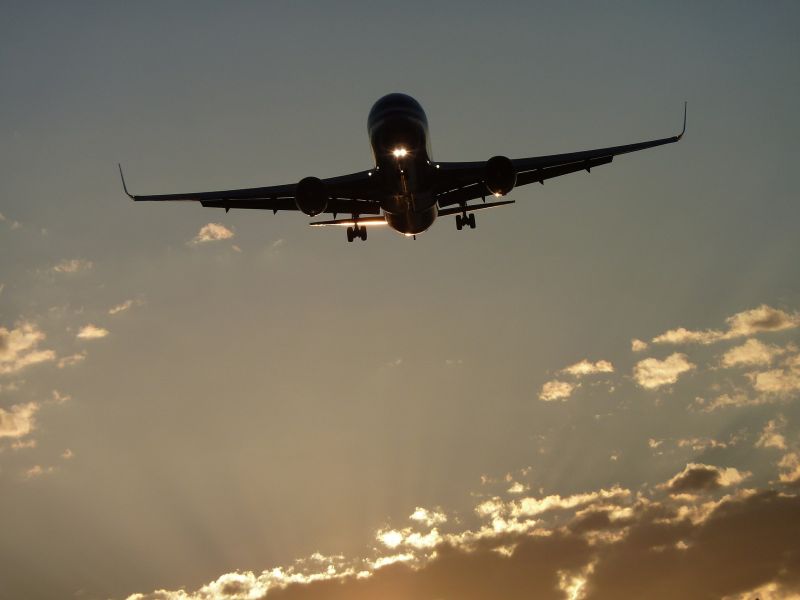 Elképesztő: repülők repedése miatt adtak ki figyelmeztetést