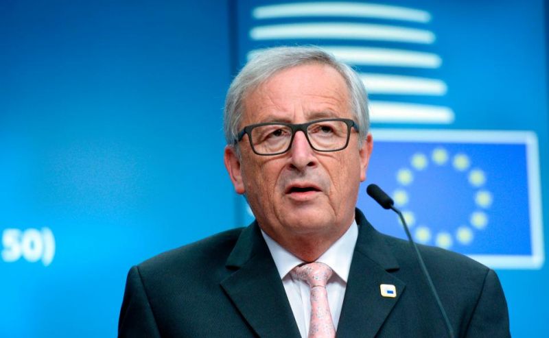 Juncker: az EU a hadművelet leállítására szólítja fel Törökországot