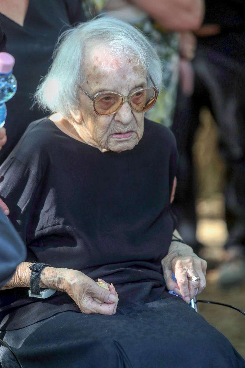 104 évesen elhunyt Somló Tamás anyukája