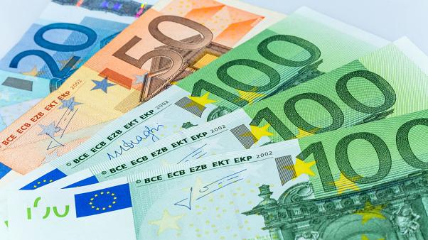 Bulgáriában előbb lesz euró, mint nálunk