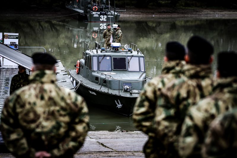 Járőrhajót küld a Tiszára a Honvédelmi Minisztérium
