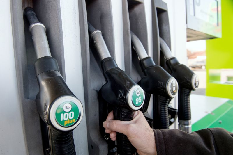 Megint emelkedik az üzemanyagok ára