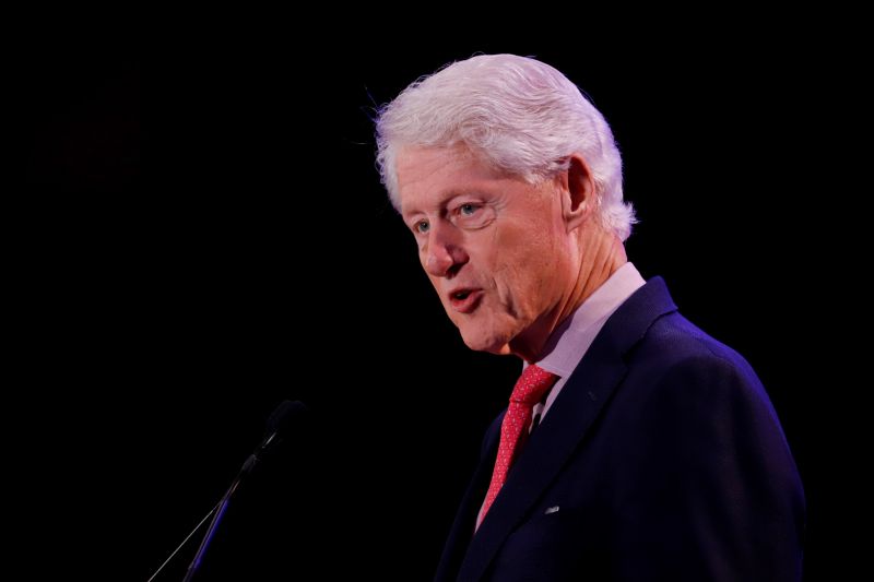 Megdöbbentő őszinteséggel tálalt ki szexbotrányáról Bill Clinton