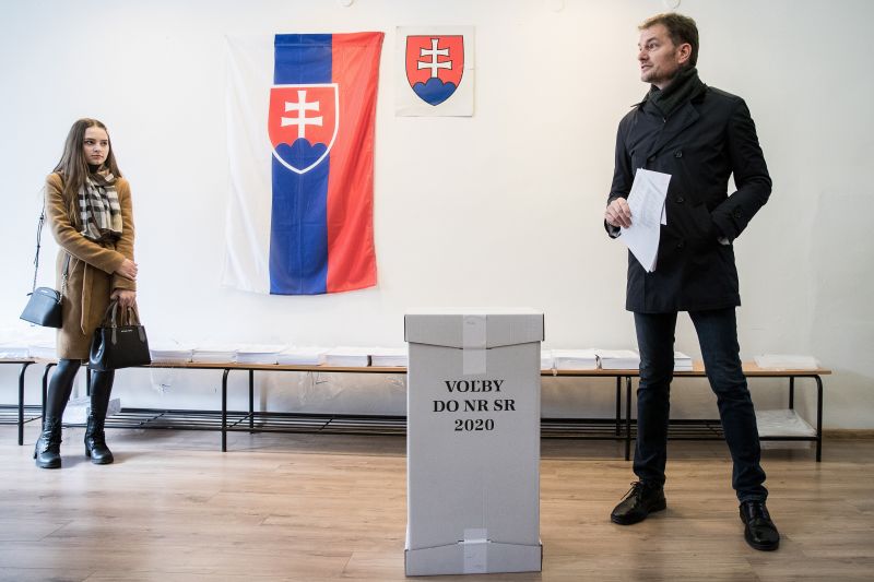 Szlovák választások: tarolt az ellenzék, magyar képviselő nem jutott a törvényhozásba