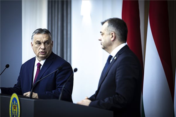 Orbán tanácsa Moldovának: jobb az EU-n belül lenni, mint kívül