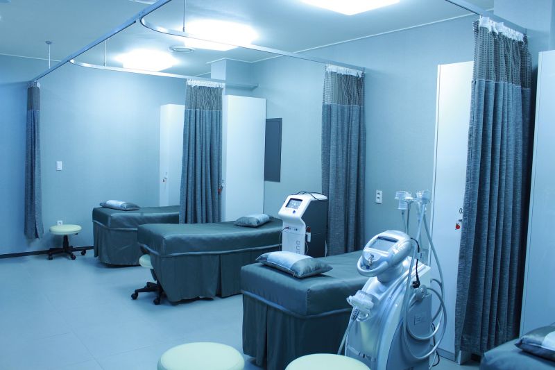 Levélben figyelmeztette a kórházakat az ÁSZ-elnök