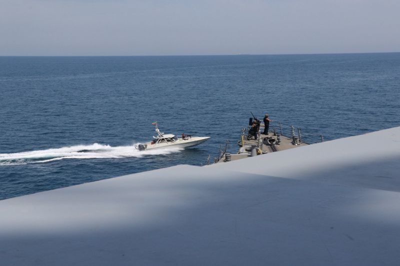 Kínos és tragikus: Irán véletlenül kilőtte a saját hajóját