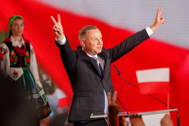 Andrzej Duda nyerte a Lengyel elnökválasztás első fordulóját
