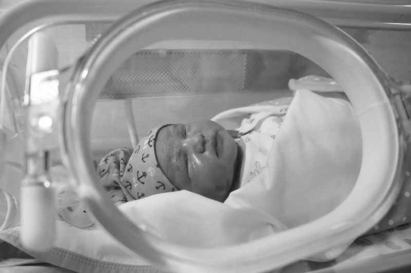 Újszülöttet hagytak a hatvani kórház babamentő inkubátorában