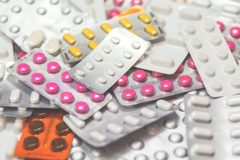 Kiderült, mennyi gyógyszert szednek Magyarországon 