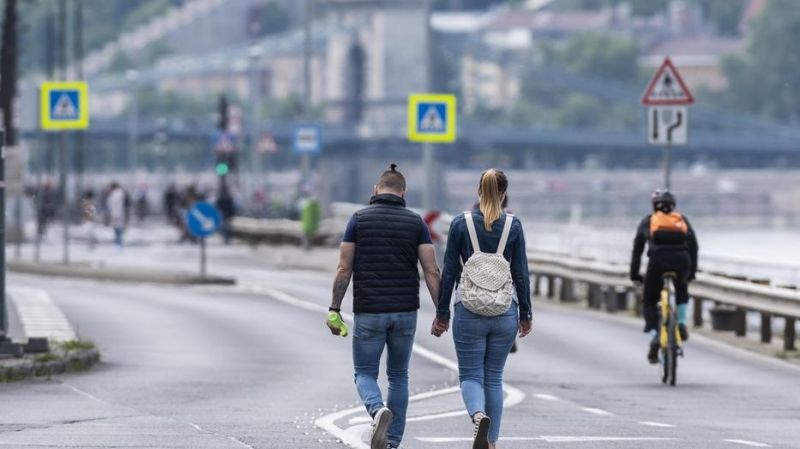 Szétbontják a Széchenyi rakpartot – ezért van szükség a drasztikus intézkedésre
