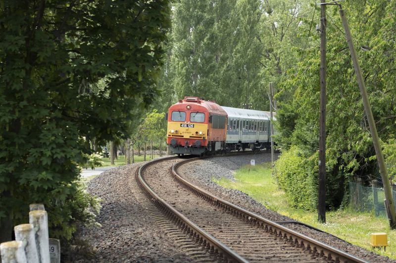 10 vasútvonalon visszaállítja a MÁV a korábbi menetrendet