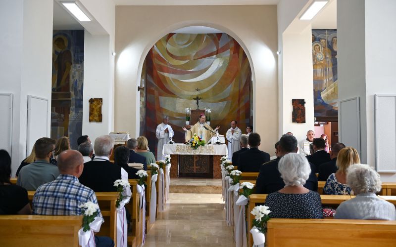 77 millió forintból újult meg Pilisszentlélek katolikus temploma