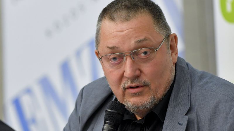 Vidnyánszky üzent az SZFE hallgatóinak: "Fájó lesz a kijózanodás"