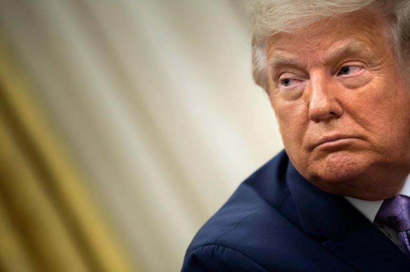 Trump utolsó órái a Fehér Házban: érdeklődés hiányában elmarad a katonai parádé