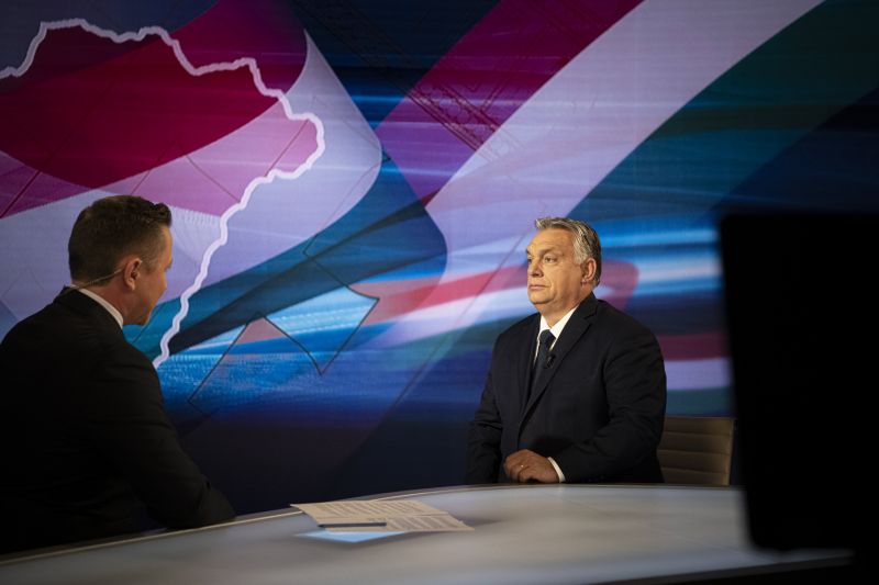 Orbán: jól védekezünk, a vírus bajban van