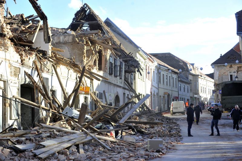 Reggel újabb négy földrengés volt Horvátországban, Magyarországon is lehetett érezni