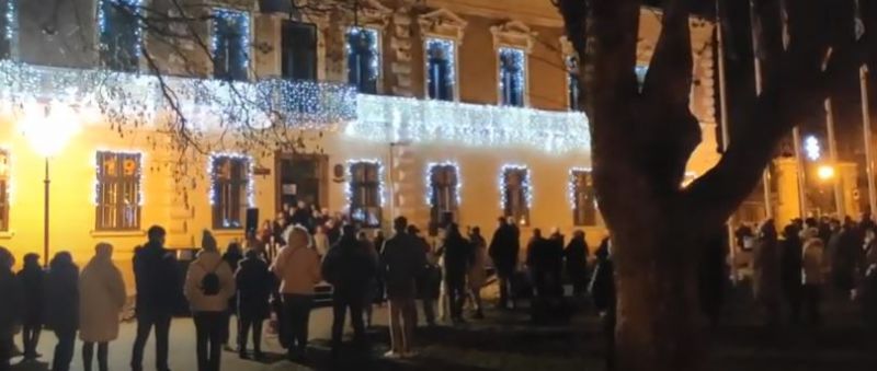Eljárást indított a rendőrség a fideszes bicskei polgármester rendezvénye miatt