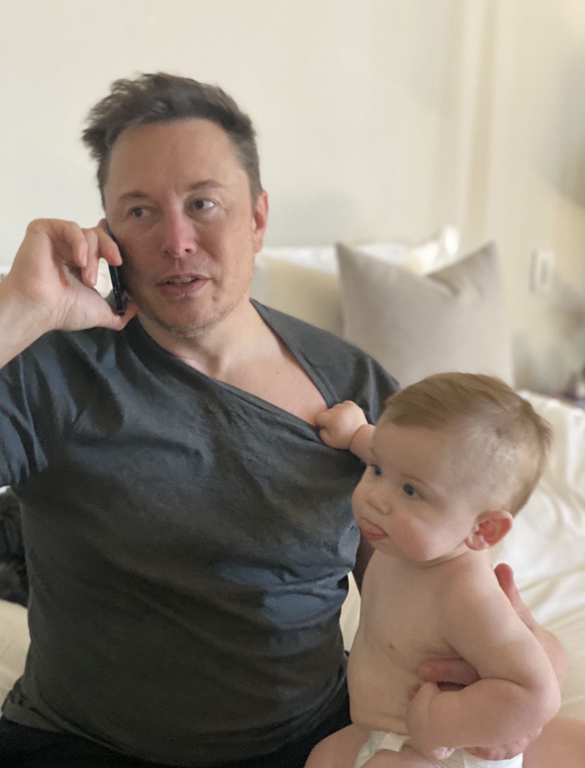 Ritkaság: közös képet posztolt fiáról X Æ A-XII-ről Elon Musk