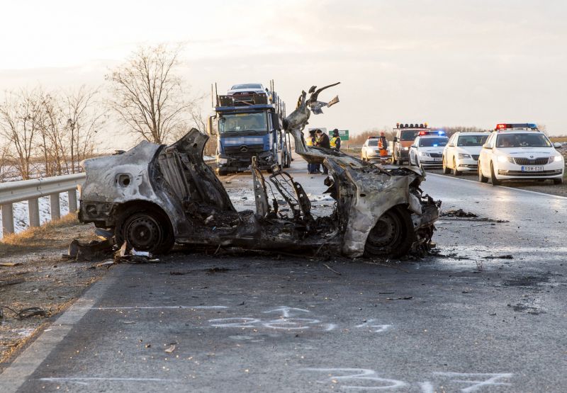 Tragédia Győrnél: négy ember halt meg egy balesetben