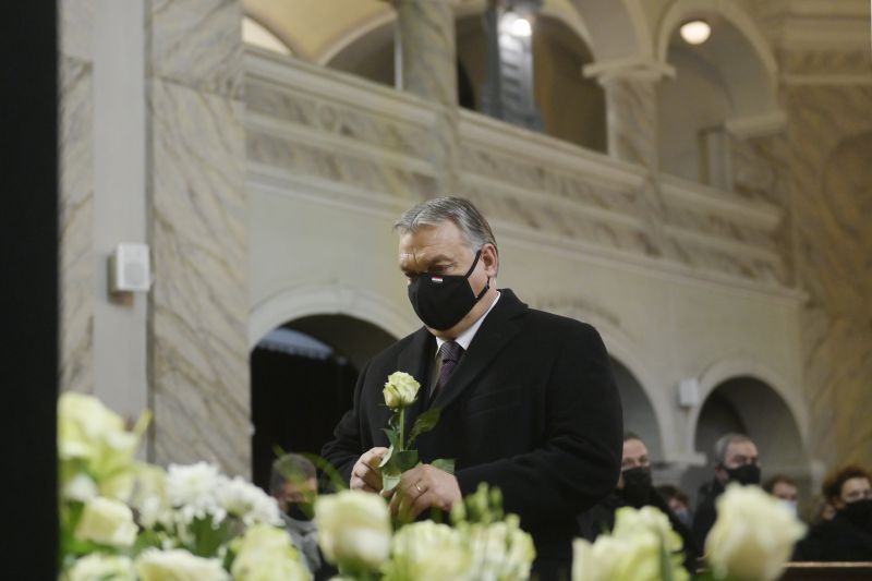 Orbán Viktor is elment Kriza Ákos temetésére, így búcsúzott egykori társától