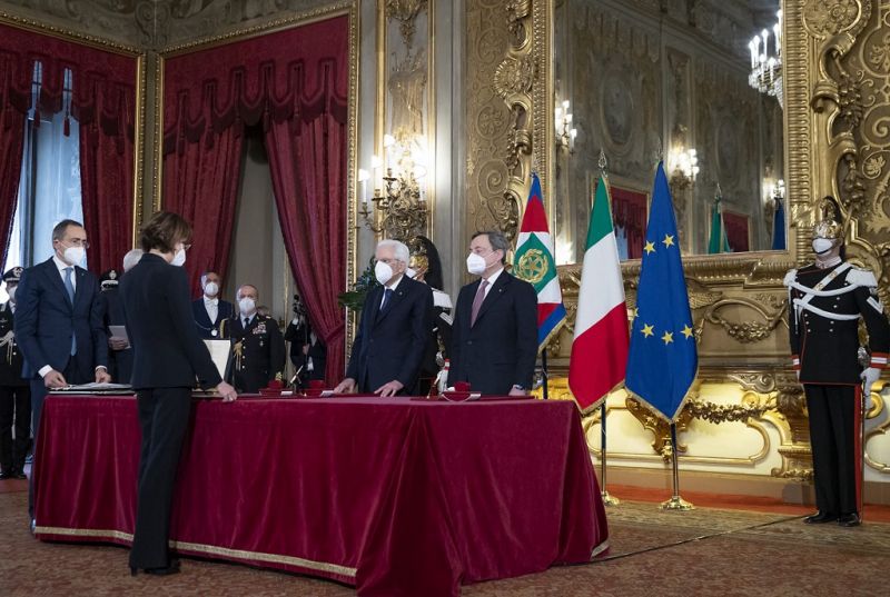 Letette a hivatali esküt a Mario Draghi vezette 67. olasz kormány