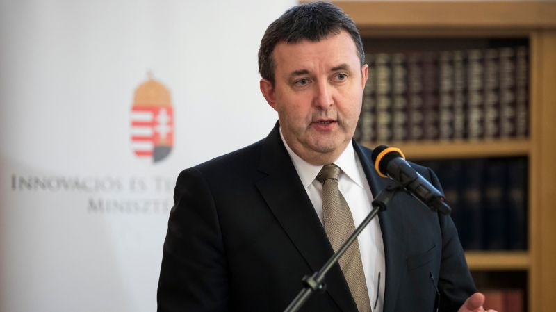 Palkovics bejelentette: Mintegy hatezer milliárd forintos vasútfejlesztés várható