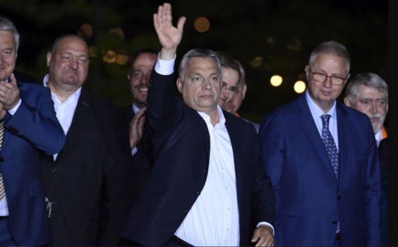 Szoros a verseny a Fidesz és az ellenzék között, de bővült a Fidesz-tábor