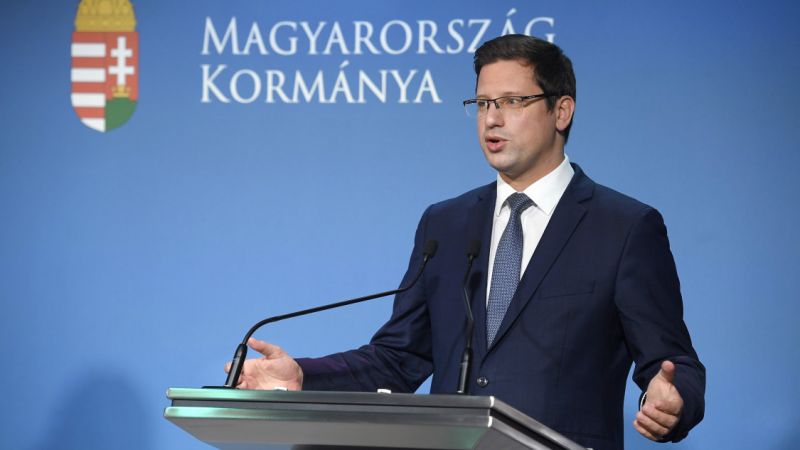 Rendkívüli bejelentés: Magyarország várhatóan húsvét után megkezdi a nyitást – Ezek lesznek majd az új szabályok, ha lesz elég beoltott