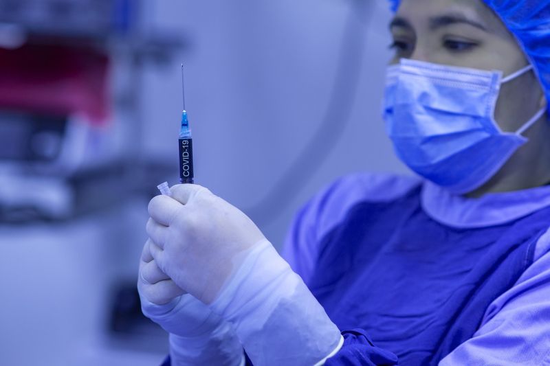 Megszólalt a genetikus-immunológus: Ez a baj a kínai vakcinával