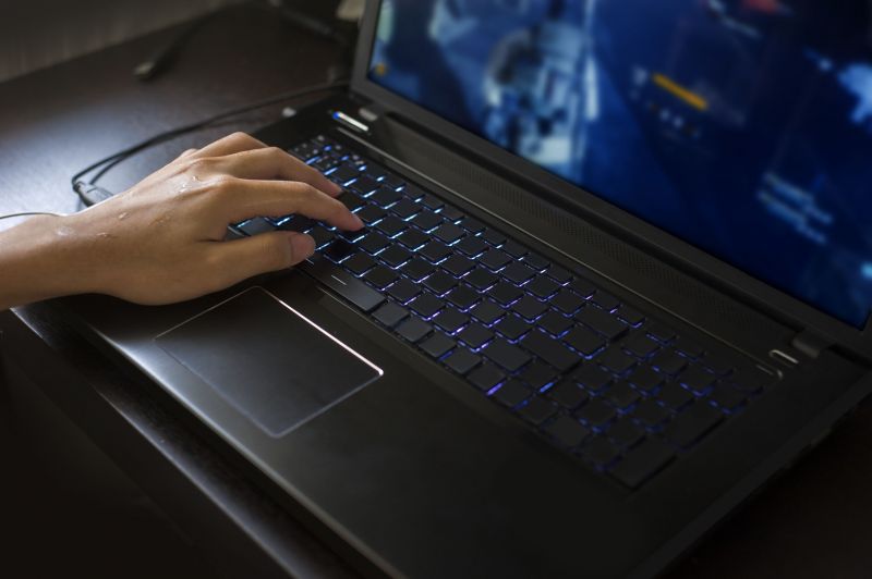 Mennyire jó befektetés a gamer laptop 2021-ben?