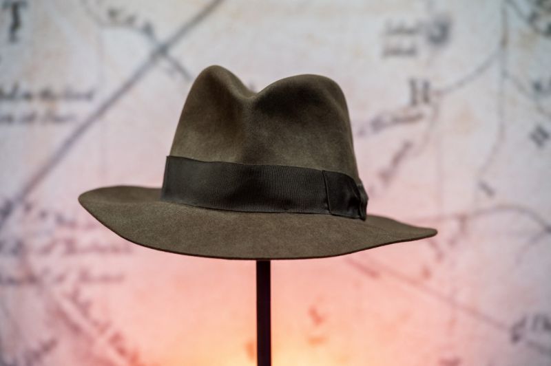Elárverezik Indiana Jones kalapját, milliókért kelhet el 