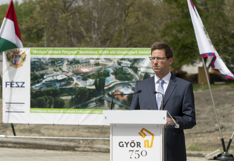 Végre valami fontosra is jut az állami vagyonból: 21 milliárdos vízi élménypark épül Győrben