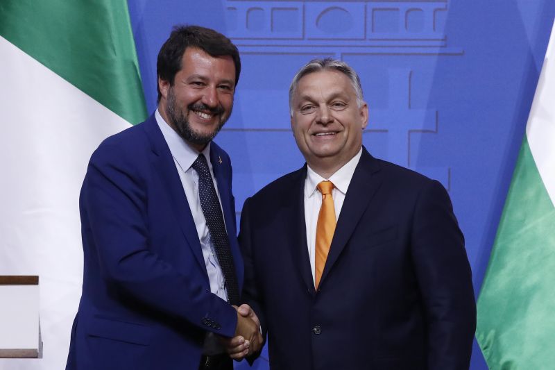 Salvini: Európában ne legyen „vad, szabályok nélküli bevándorlás”