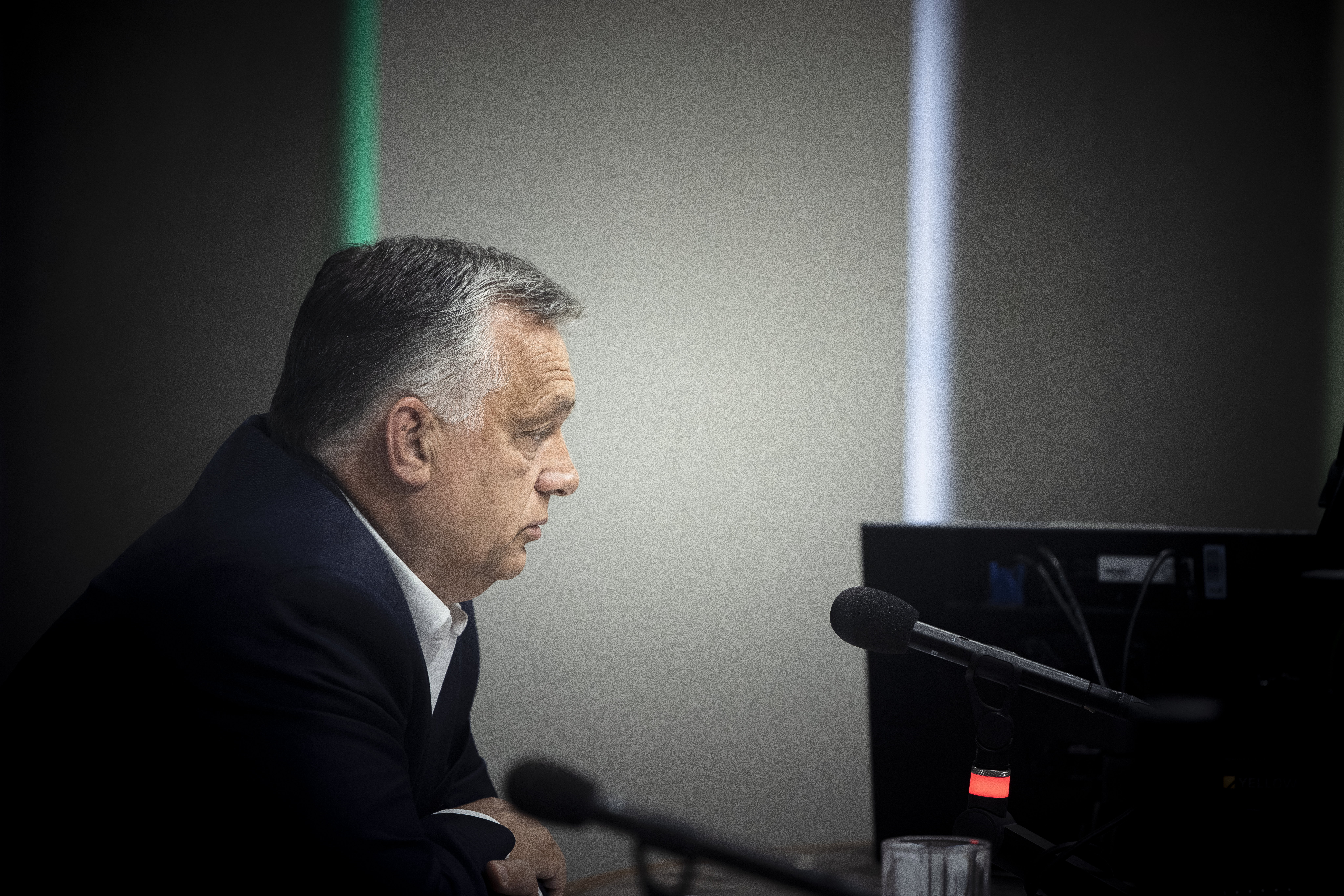 Orbán: nem hagyhatjuk, hogy mások mondják meg, hogyan éljünk