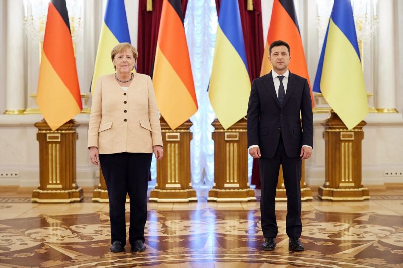 Merkel szankciókat helyezett kilátásba Oroszországgal szemben az Északi Áramlat-2 miatt