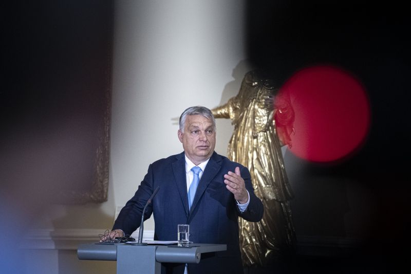 Karácsony: "Nem az sérti a magyarokat, ha az USA elnöke totalitárius gengszternek nevezi Orbánt, hanem, hogy az"
